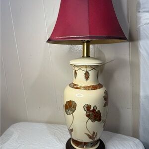 Quoizel Elegant FTable Lamp with Burgundy Shade